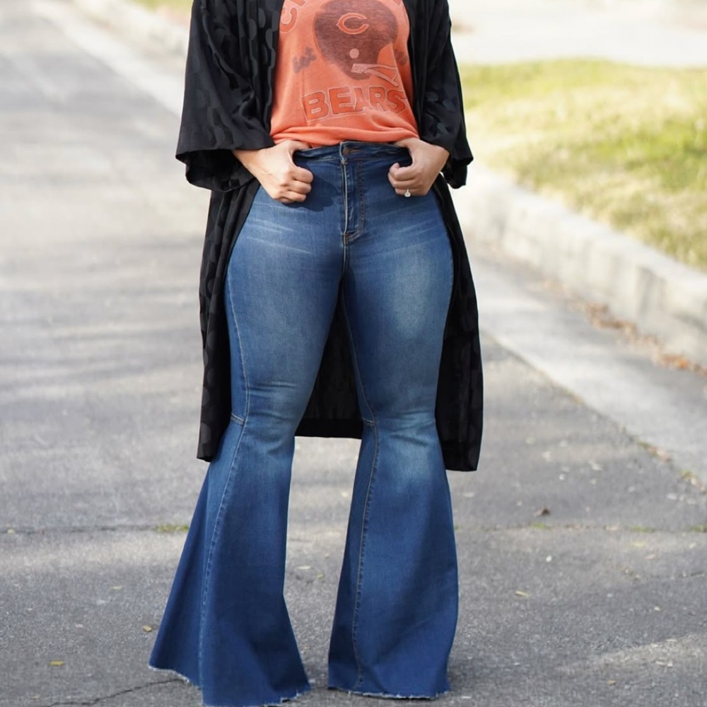Bell bottoms - Picture 1 of 3
